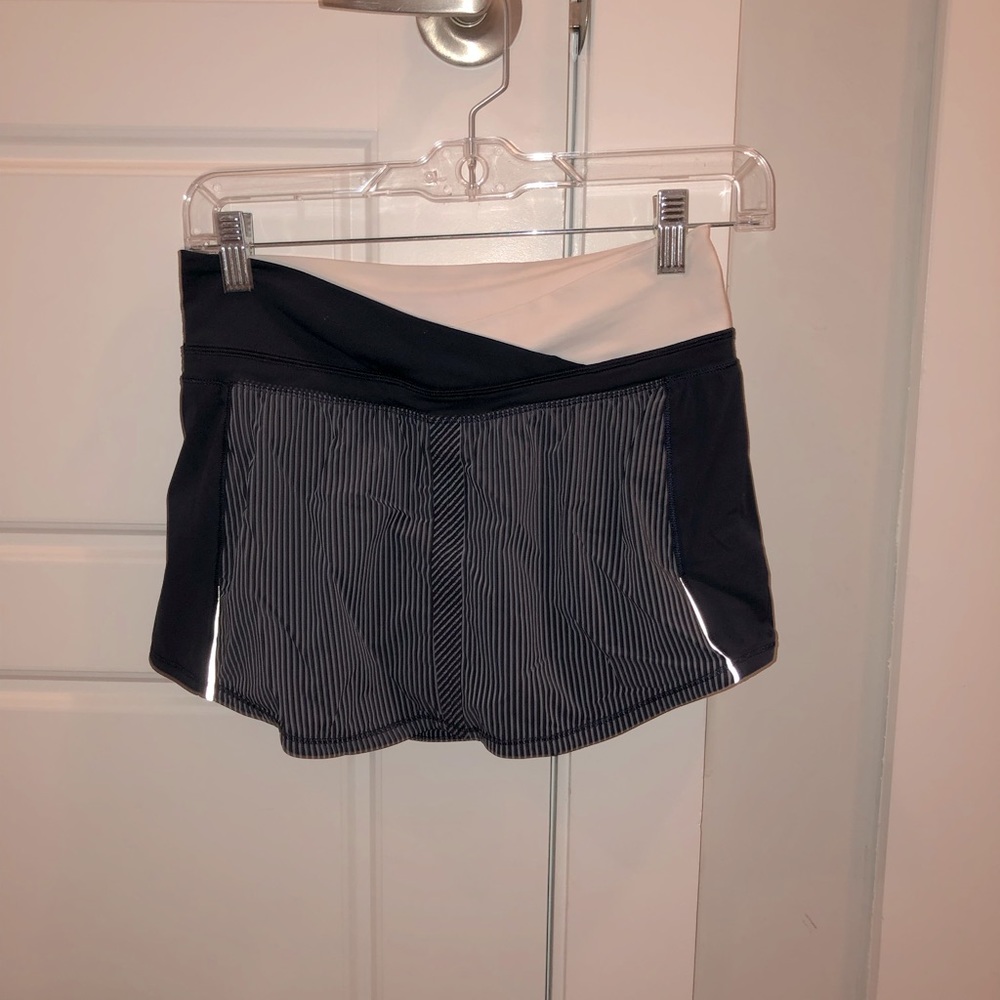RARE NO LONGER SOLD Lululemon Skirt